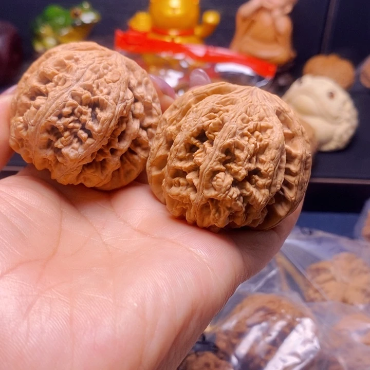 文玩核桃把件大粗筋