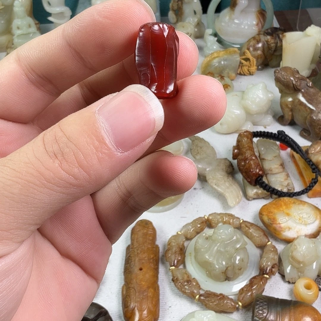 用***9和田玉（糖玉）未镶嵌车挂