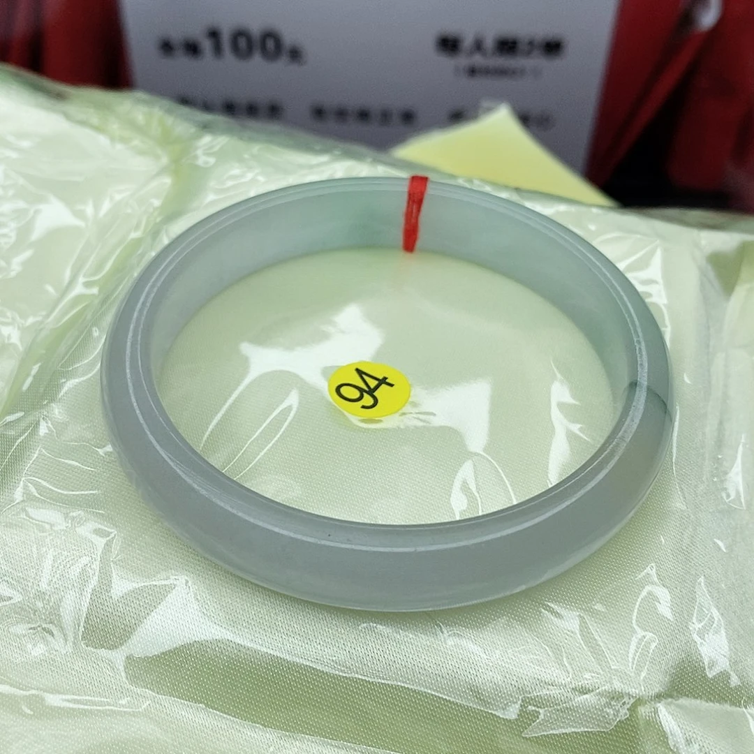 翡翠手镯未镶嵌94