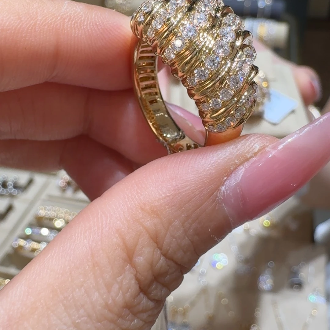 钻石戒指/指环18K金镶嵌