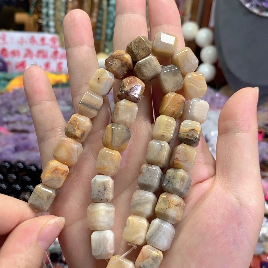 未镶嵌玛瑙/玉髓珠宝半成品疯狂玛瑙方糖一条卡10mm