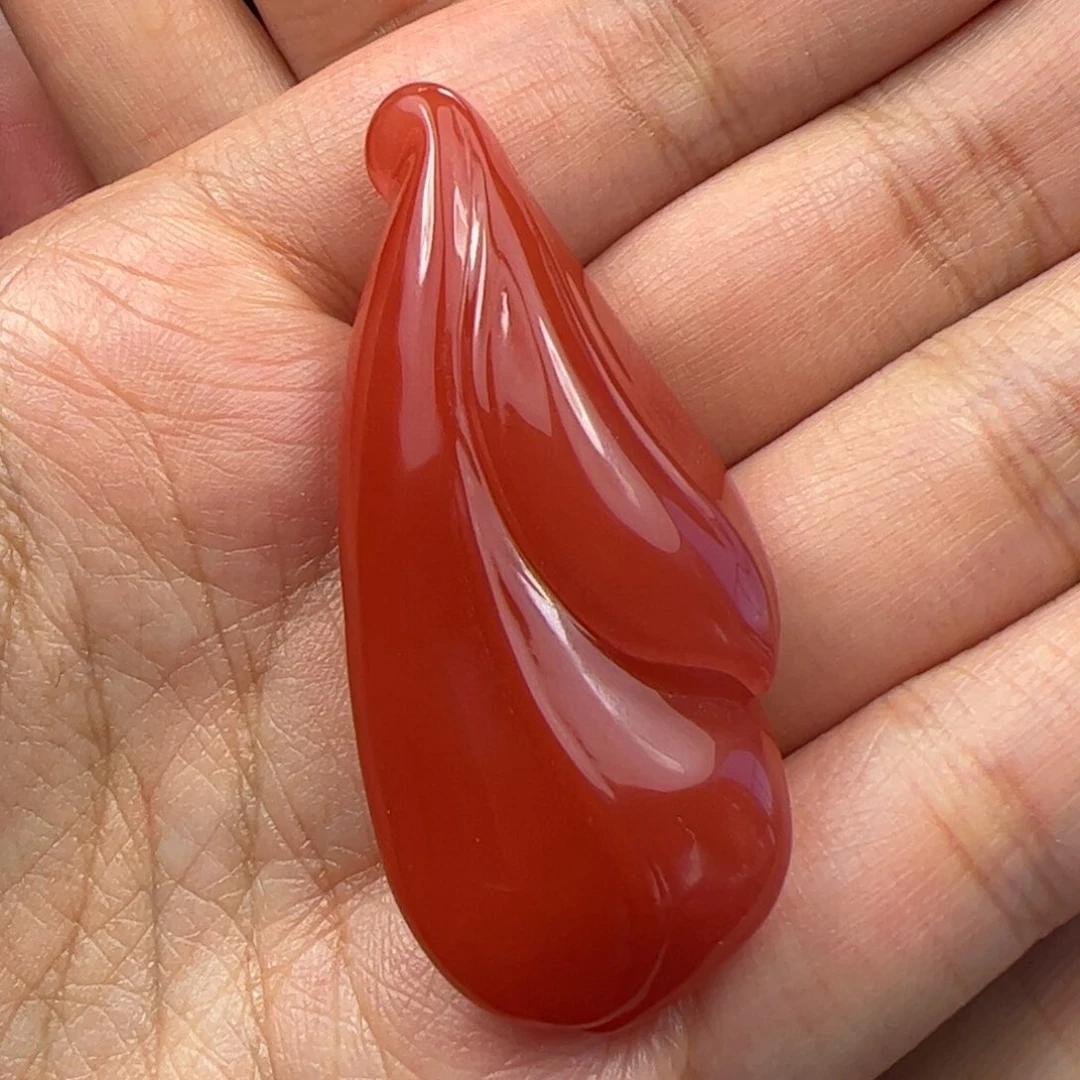 未镶嵌随型吊坠南红玛瑙