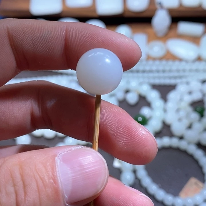 未镶嵌手链和田玉逍**生