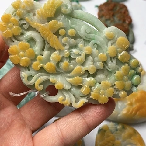 定制翡翠未镶嵌翡翠