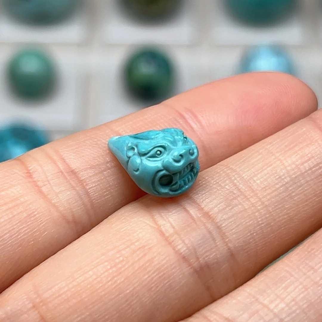 未镶嵌绿松石珠宝奇石