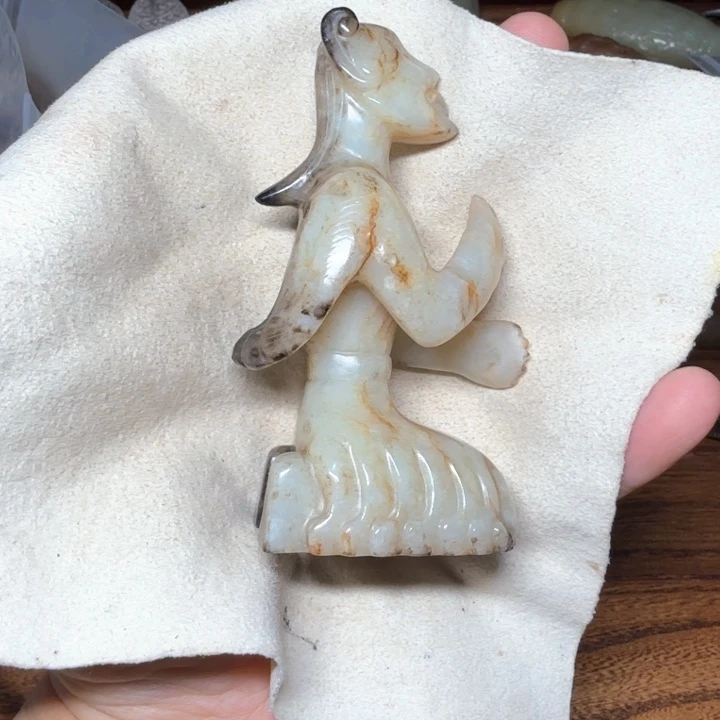和田玉（糖玉）未镶嵌挂件