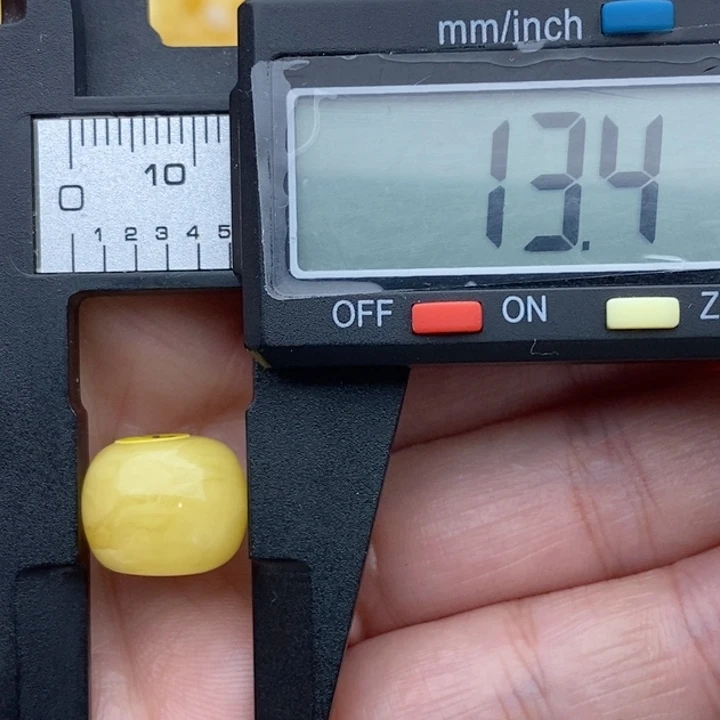 未镶嵌琥珀裸石蜜蜡老型微微瑕疵