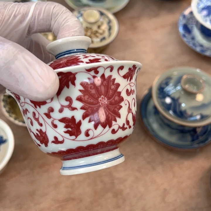 瓷片釉里红缠枝莲云池盖碗全品