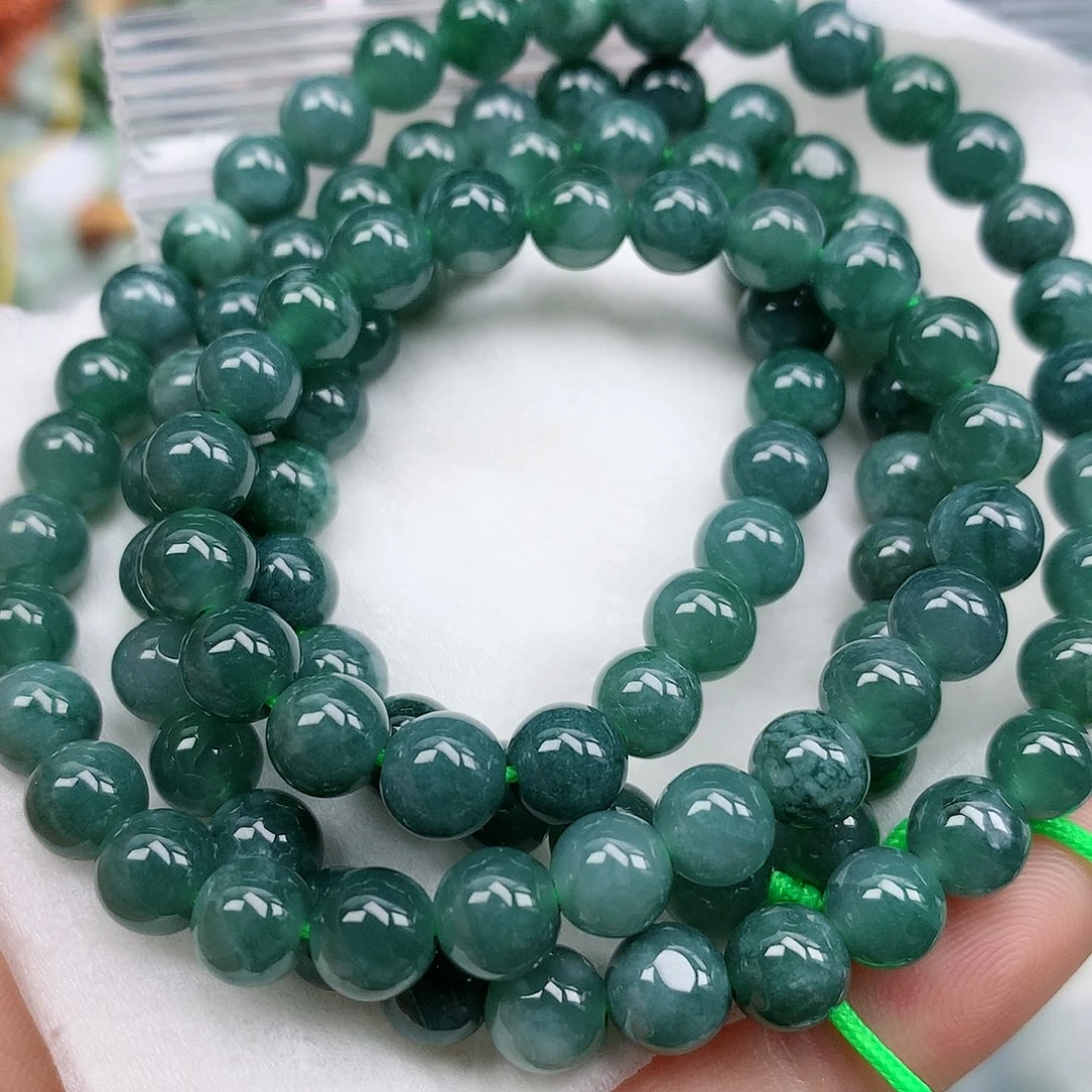 翡翠颈饰未镶嵌手串