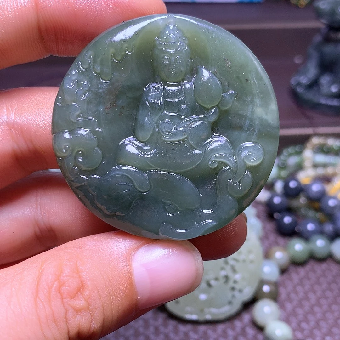颈饰未镶嵌和田玉