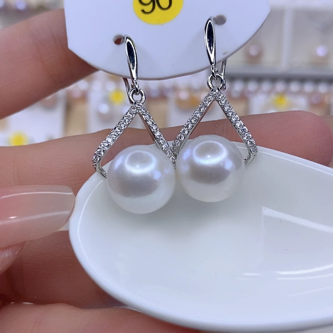 耳饰淡水珍珠未镶嵌