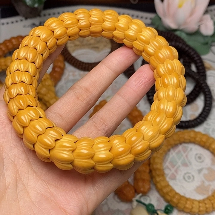 吊坠猴头核桃莲花1617