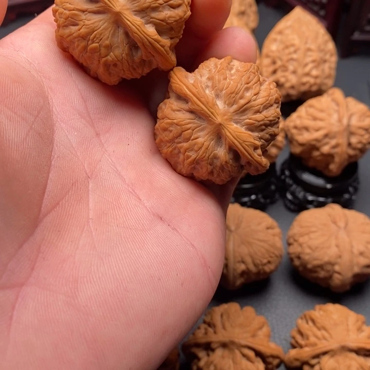 核桃手串/手链血麒麟40