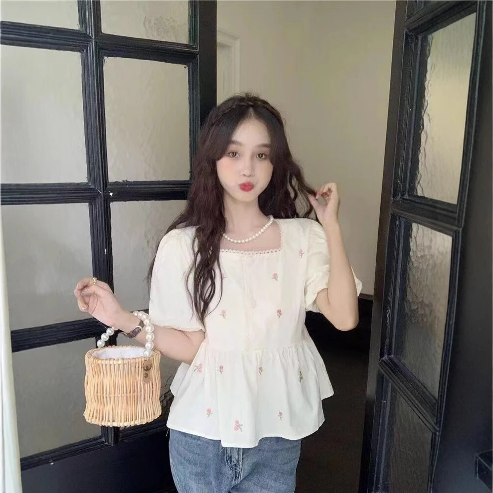 衬衫洋气短袖2024甜美碎花拼接潮宽松方领上衣新款泡泡袖少女夏季