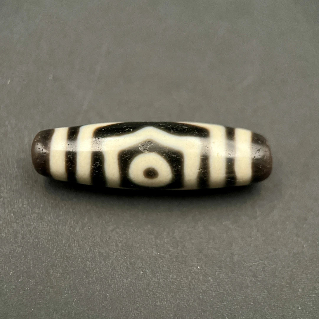（早期）上肯超鼎全品精挑宝三（现代玛瑙工艺品）