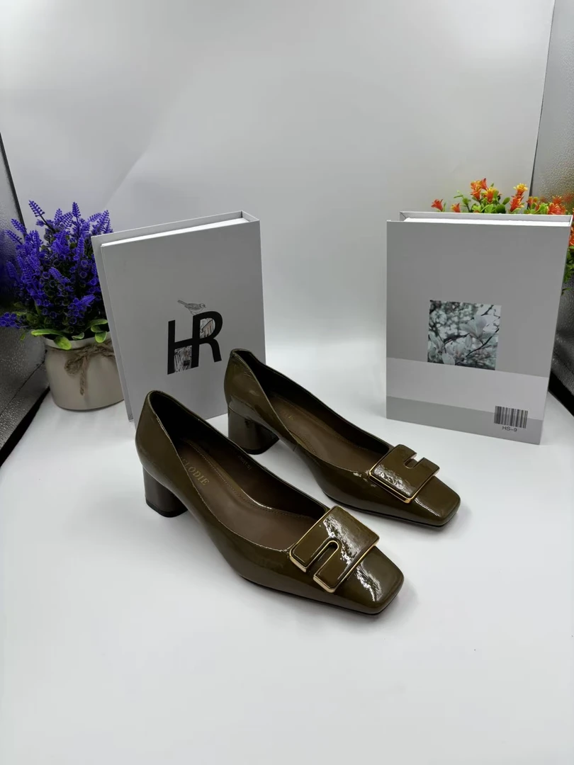 4674粗跟方头中跟单鞋舒适公主风