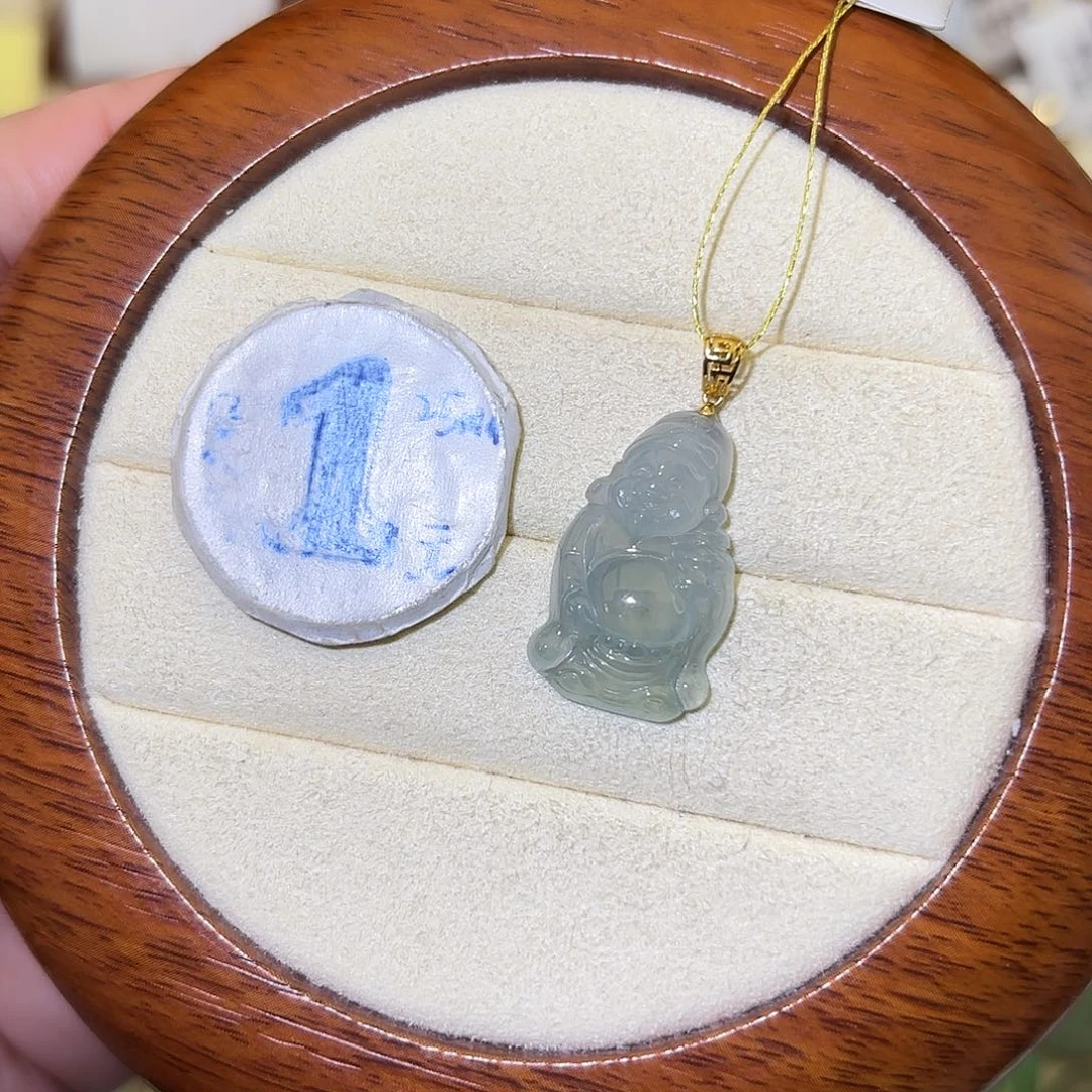 开***乐翡翠18K金镶嵌颈饰财神