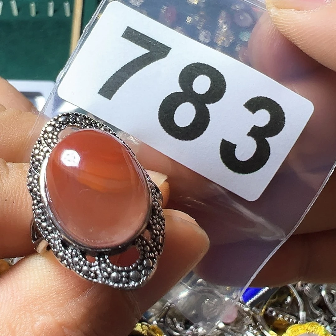 南红玛瑙戒指未镶嵌