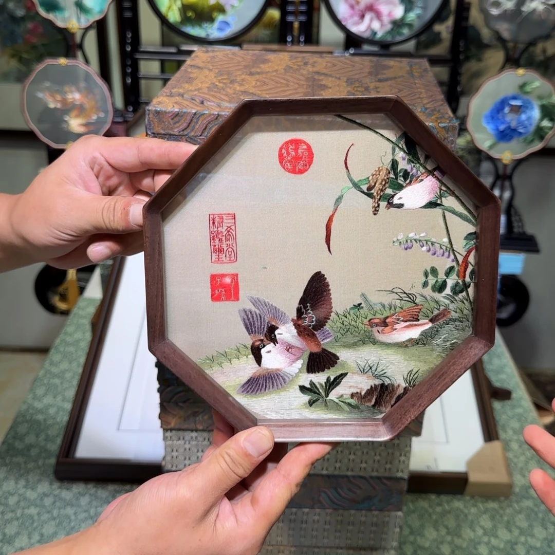 刺绣刺绣工艺精湛独特设计新颖时尚