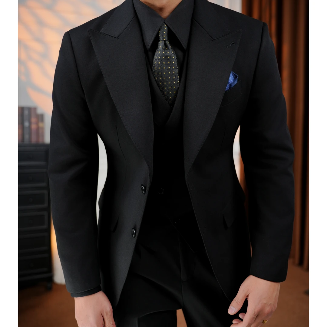 戗驳领三件套英式黑色套装新郎服装休闲男士西服四季结婚修身