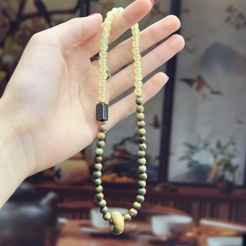 J0052 绿檀木手串无礼盒