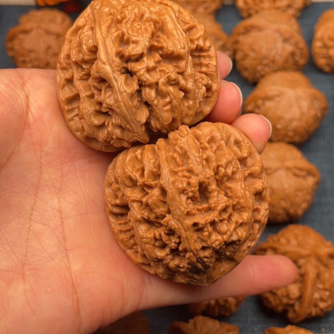 把件文玩核桃47原桩粗筋59克