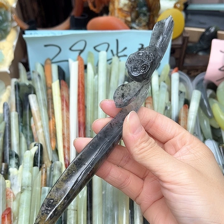 蛇纹石玉未镶嵌发簪