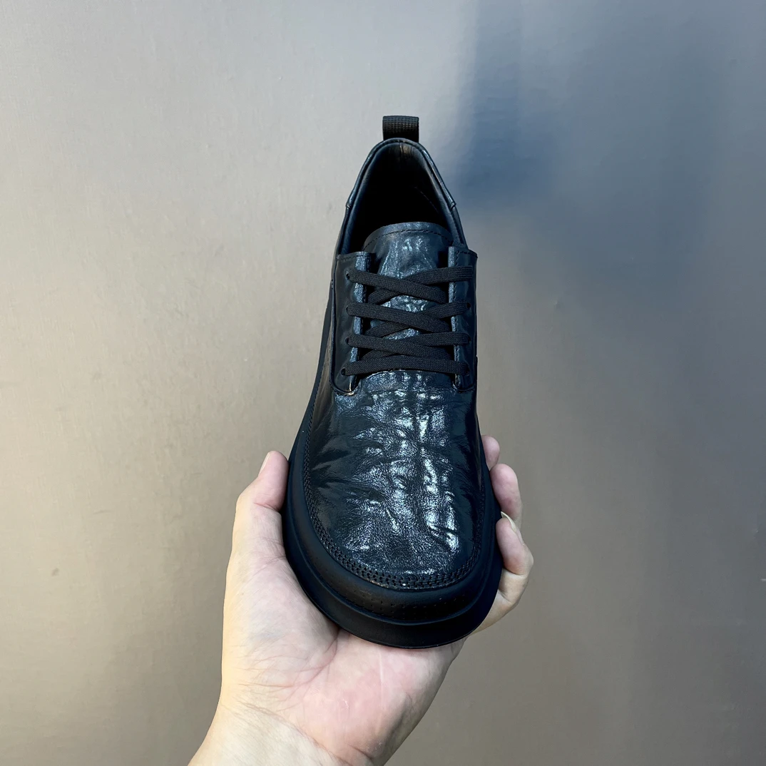 高端品质纯皮时尚休闲男鞋W