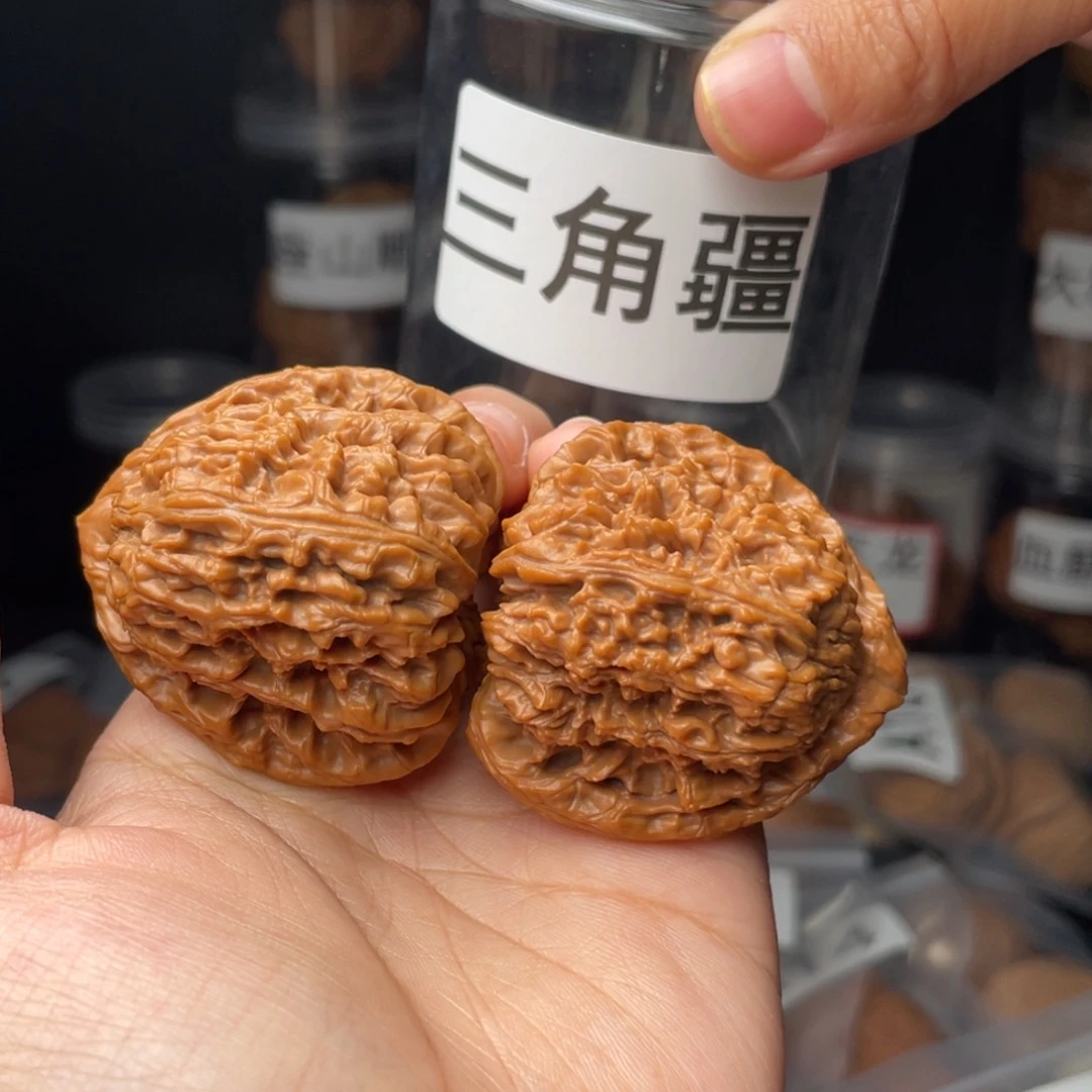 文玩核桃把件铁*全品43三角将