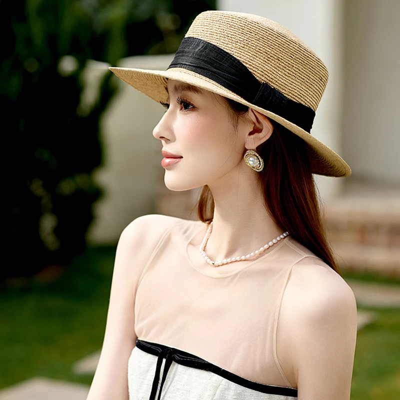 春夏拉菲草平顶草帽女防紫外线简约轻奢平檐礼帽草编遮阳帽防晒帽