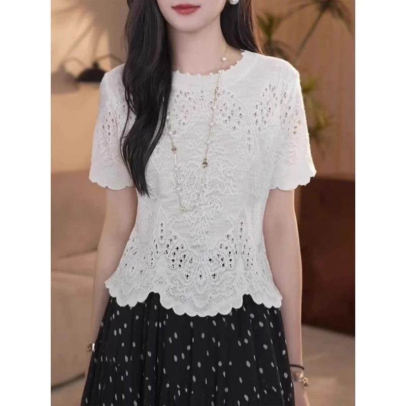 芯娇晴钩花镂空白色短袖针织衫女2025年夏季新款洋气百搭圆领上衣