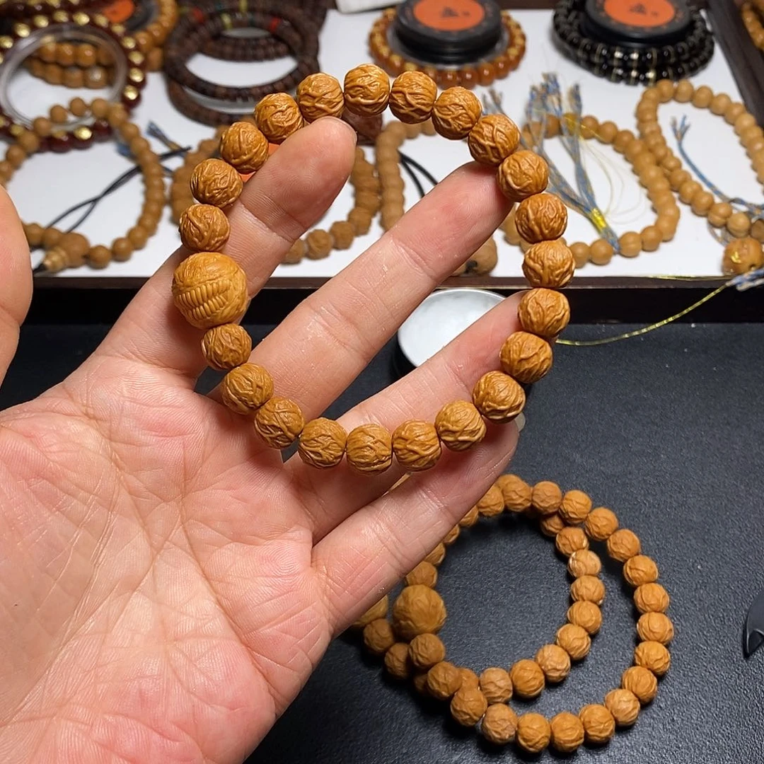 吊坠猴头核桃全品11左右毒液24号