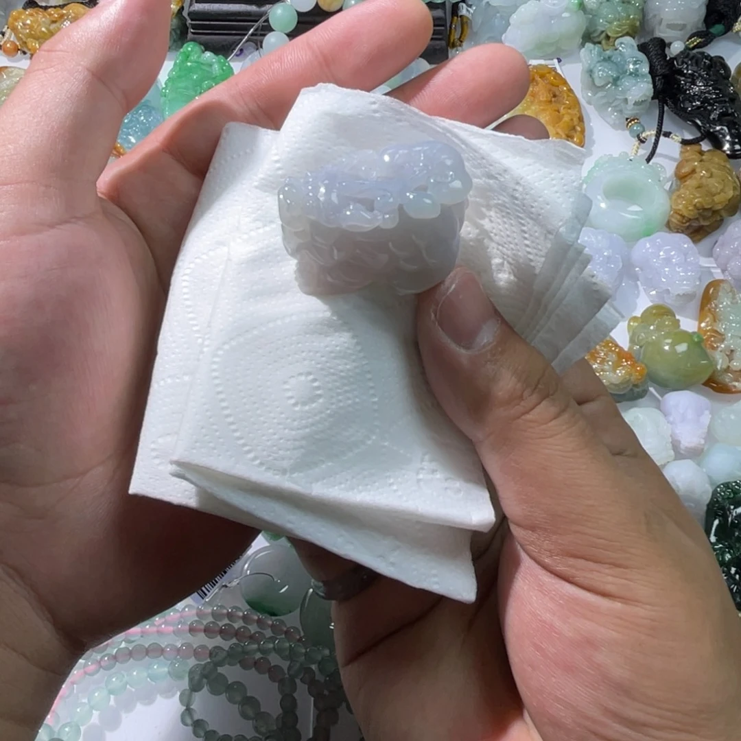 翡翠颈饰未镶嵌天然