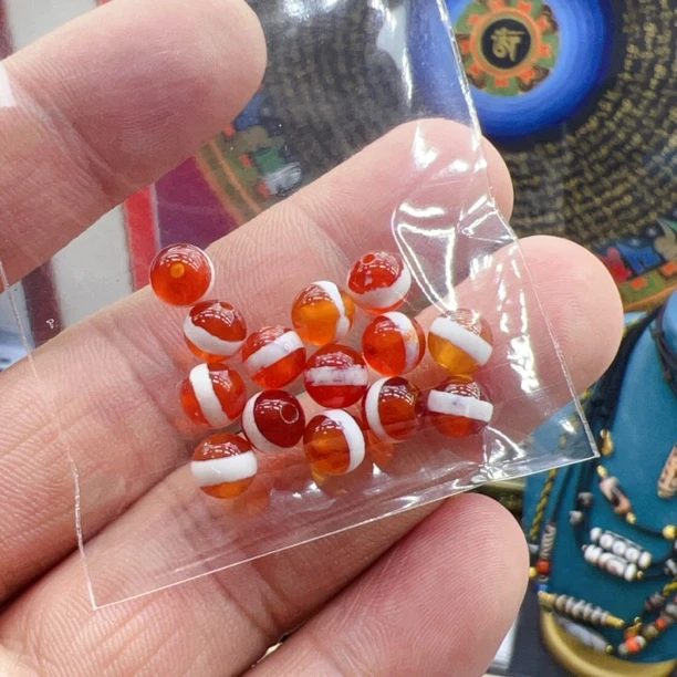 微瑕 玛瑙红白一线药师6mm 发14颗