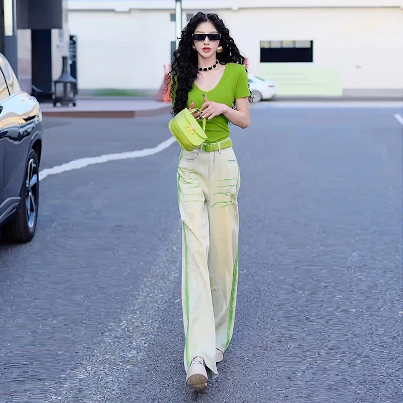 超火多巴胺巨好看的酷飒绿色休闲运动套装女夏季减龄牛仔裤两件套