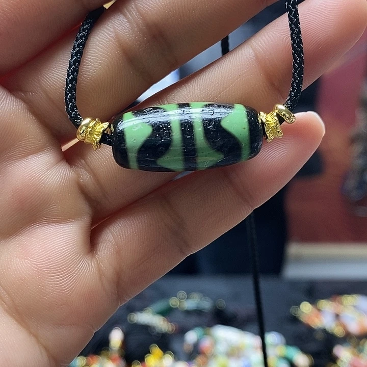 玛瑙/玉髓合金颈饰
