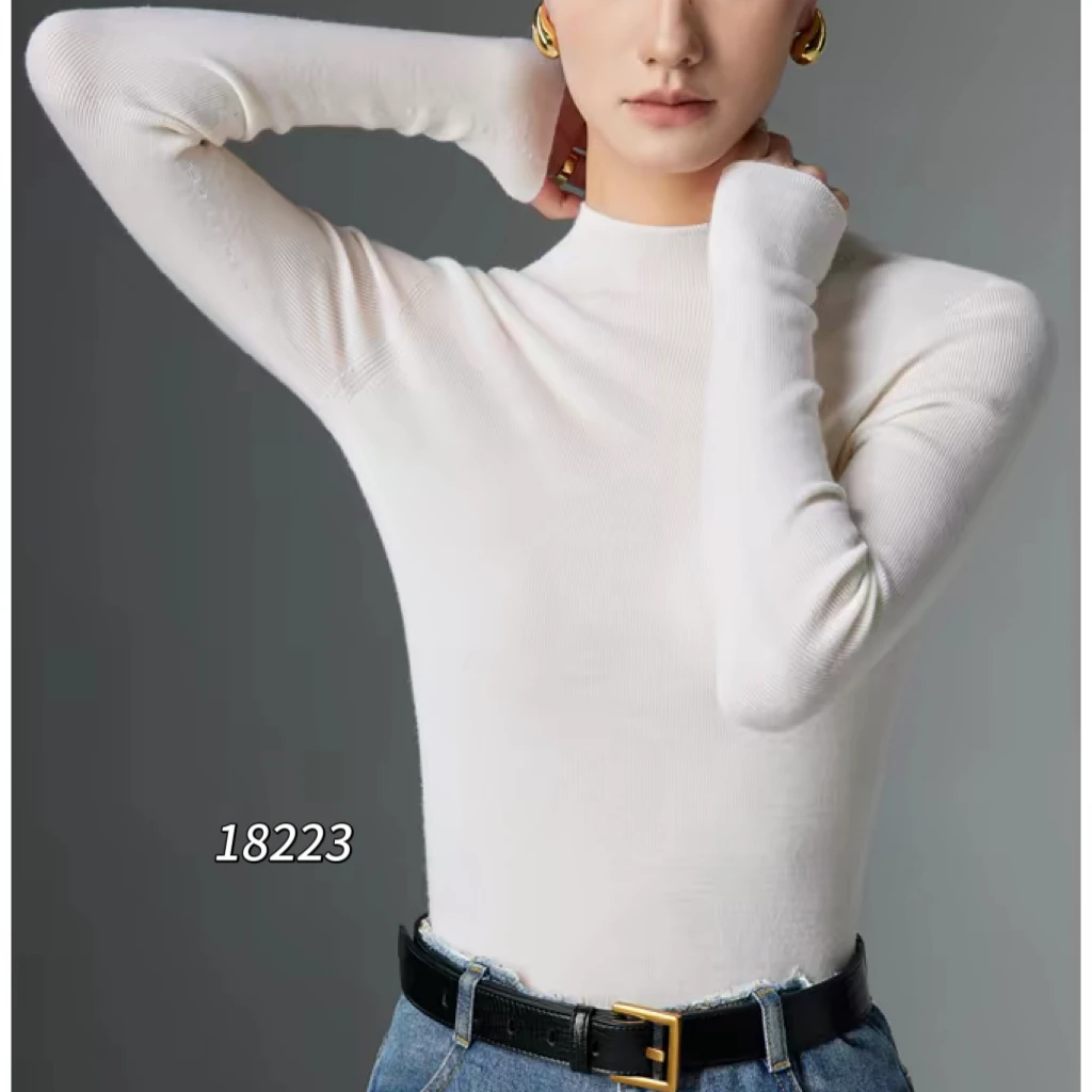 18223（部分无水洗唛介意慎拍）WANGDAN无缝半高领长袖打底针织衫