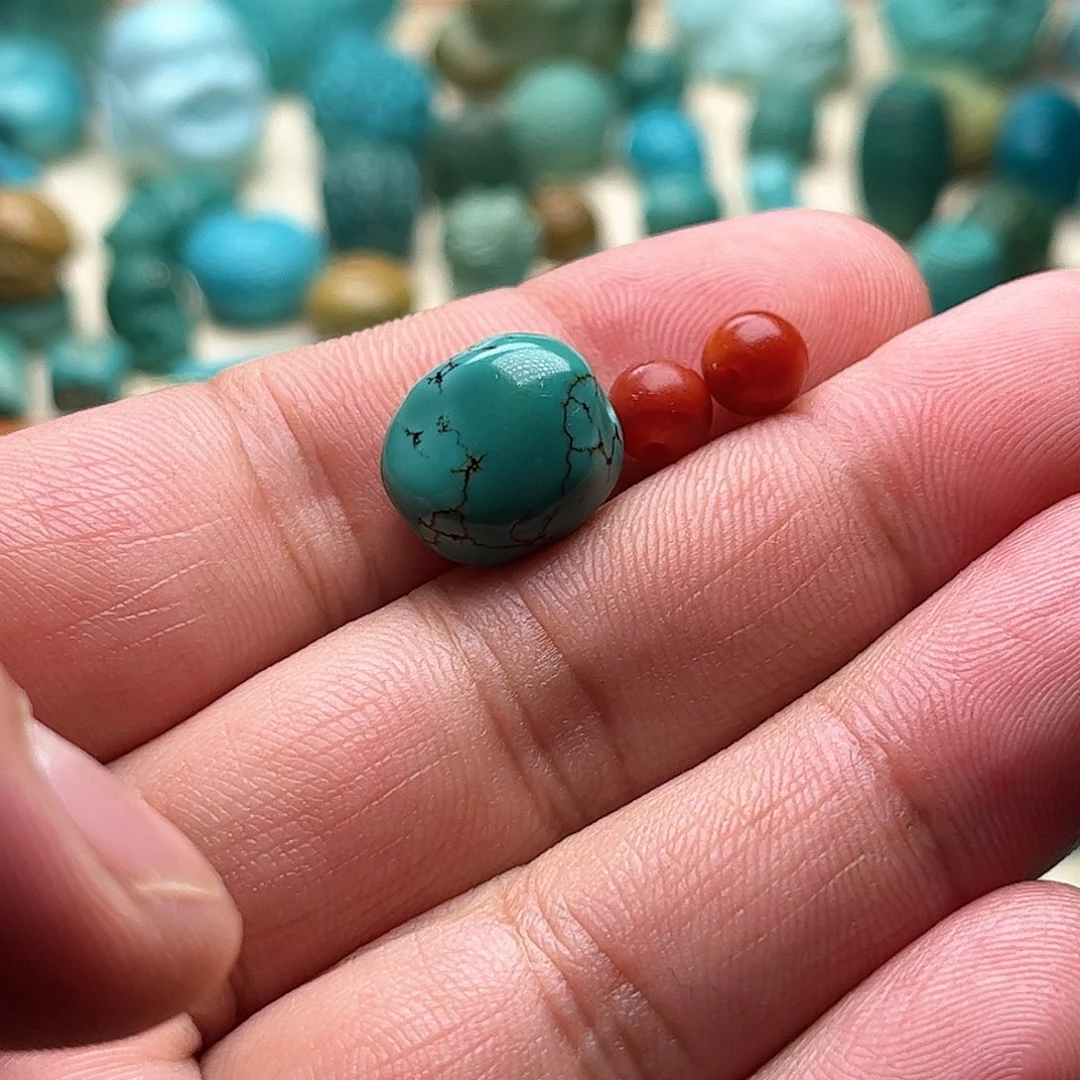 南红玛瑙随形未镶嵌