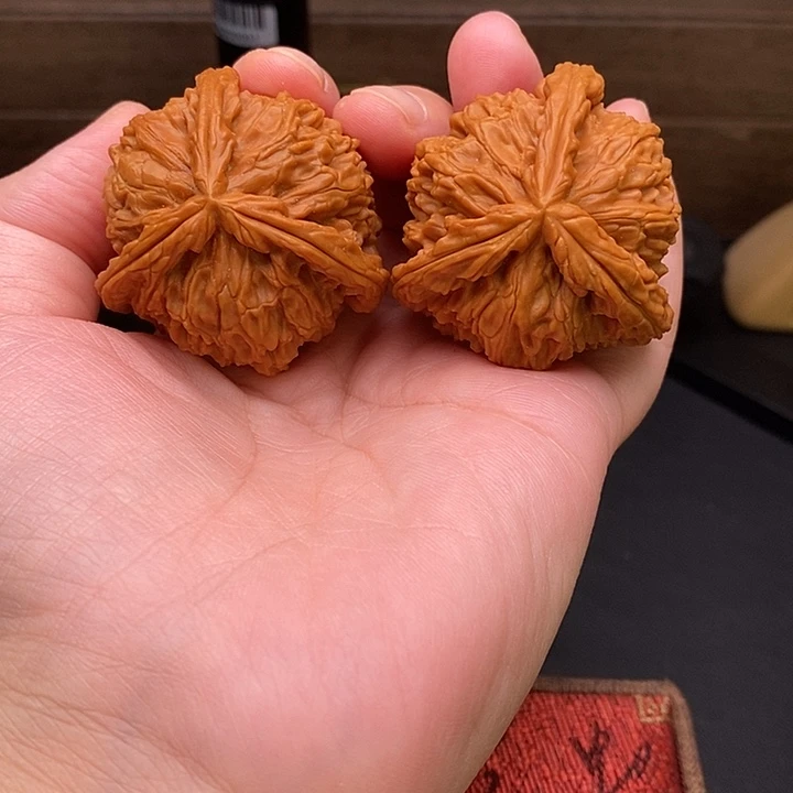 老***…把件文玩核桃白奔