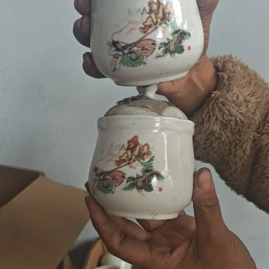 库存微瑕三打白骨精两个