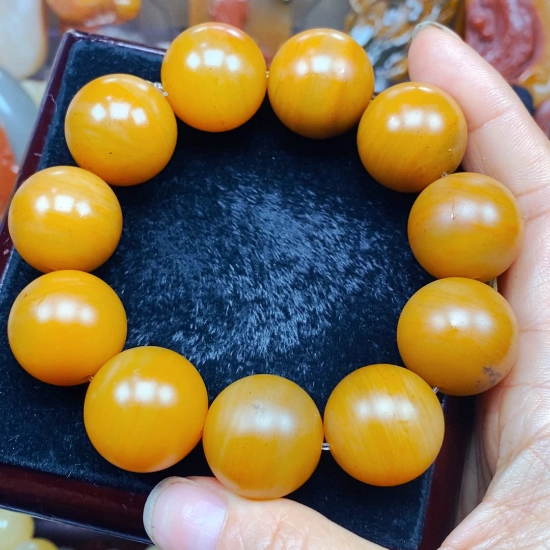 石英质玉（黄龙玉）未镶嵌颈饰