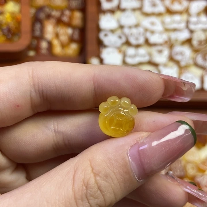 琥珀未镶嵌珠宝奇石猫头