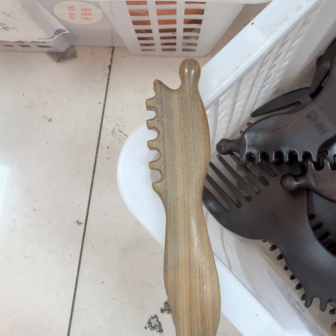 绿檀木眼部放松工具瑕疵