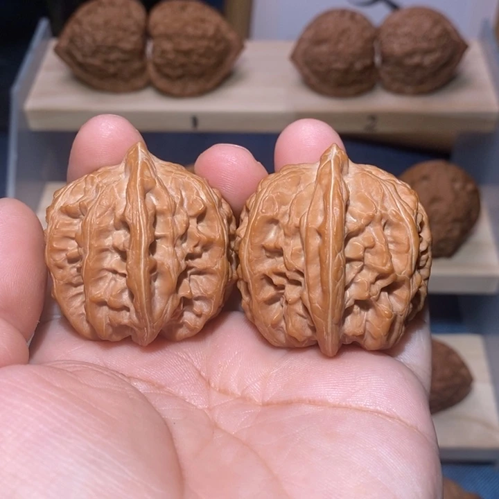 吊坠文玩核桃全品三羊谷