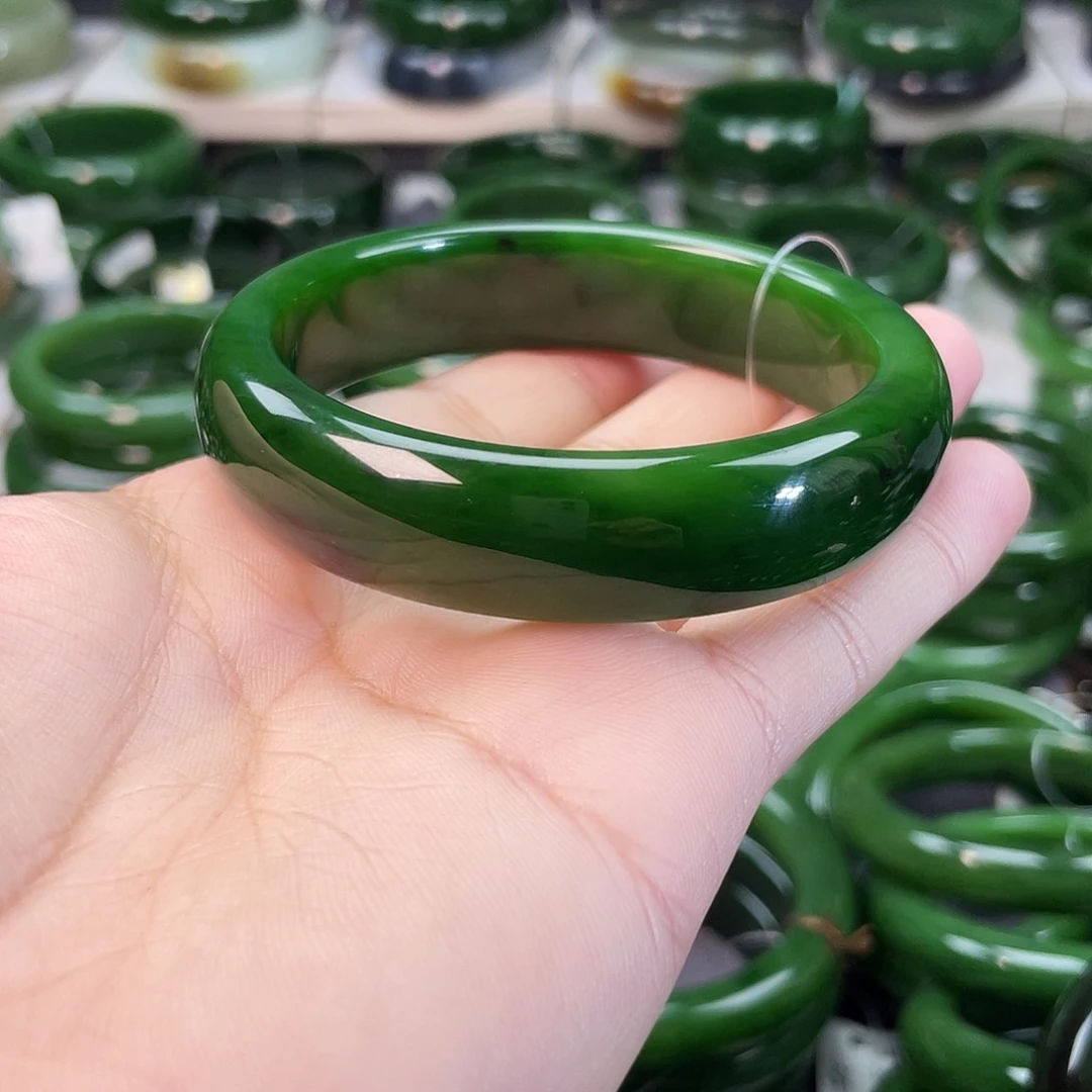 和田玉（碧玉）手镯未镶嵌
