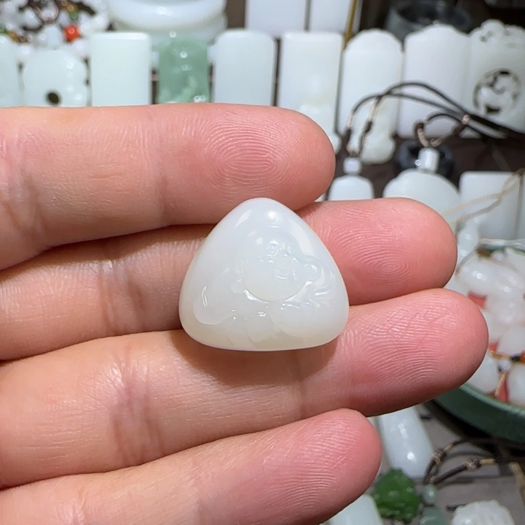 和田玉颈饰未镶嵌?*囍