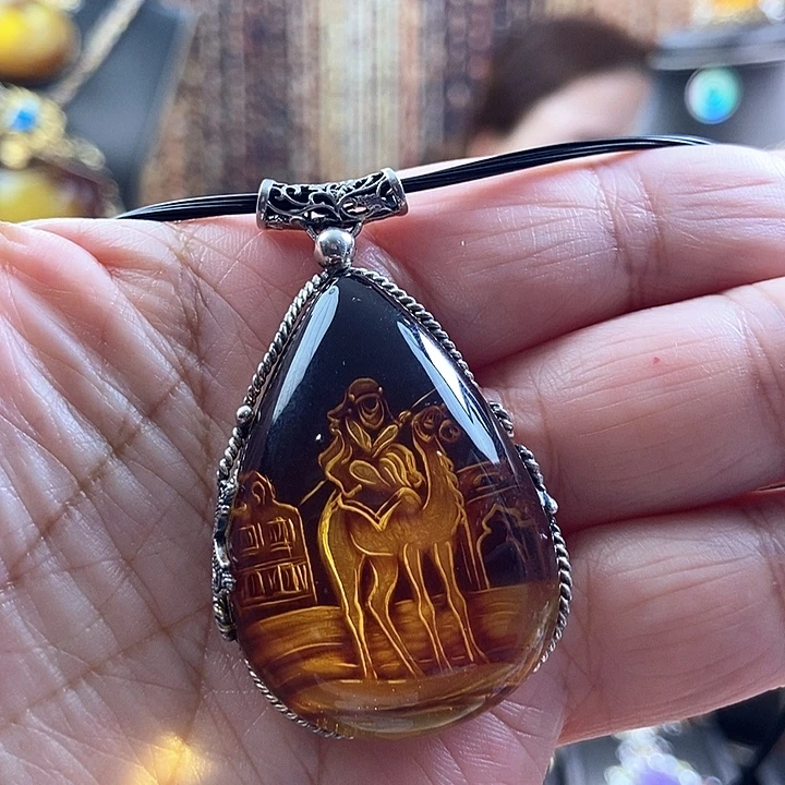 琥珀银S925镶嵌颈饰吊坠