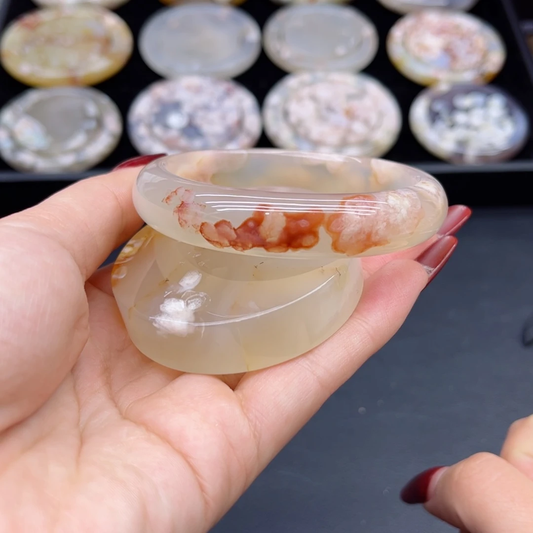 玛瑙/玉髓手镯未镶嵌5758