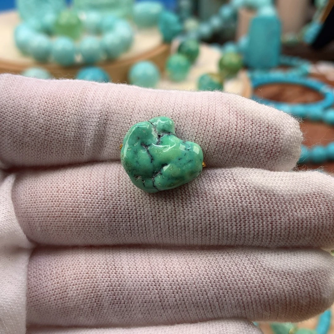 绿松石未镶嵌珠宝奇石15.3mm