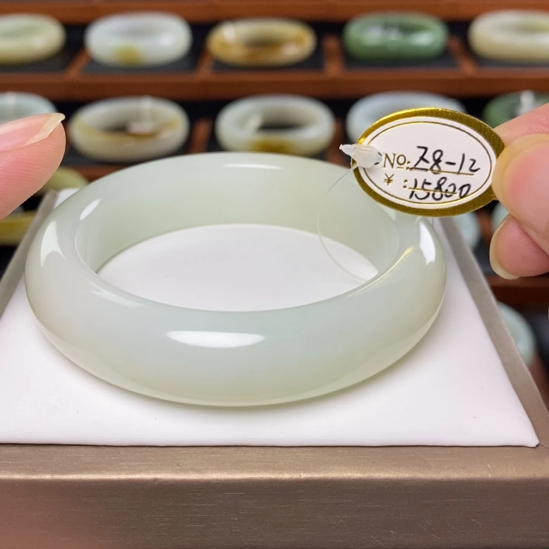 未镶嵌手镯和田玉（白玉）